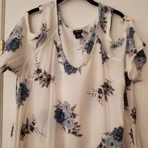 Torrid 'cold shoulder' Top